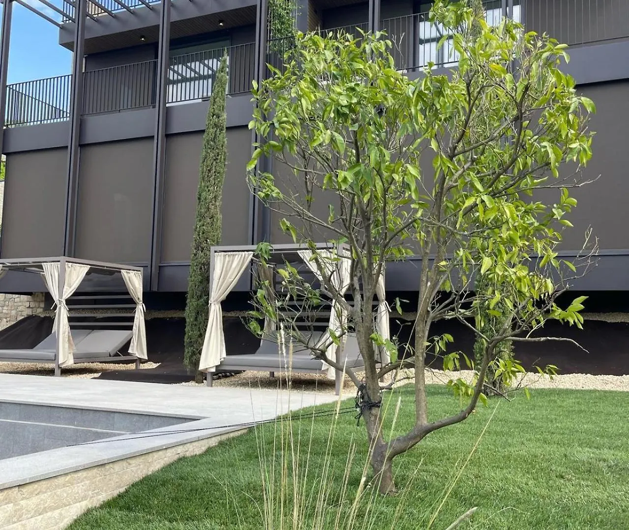 New Opening!! Luxury Apartments La Baia Torri Del Benaco 0*,